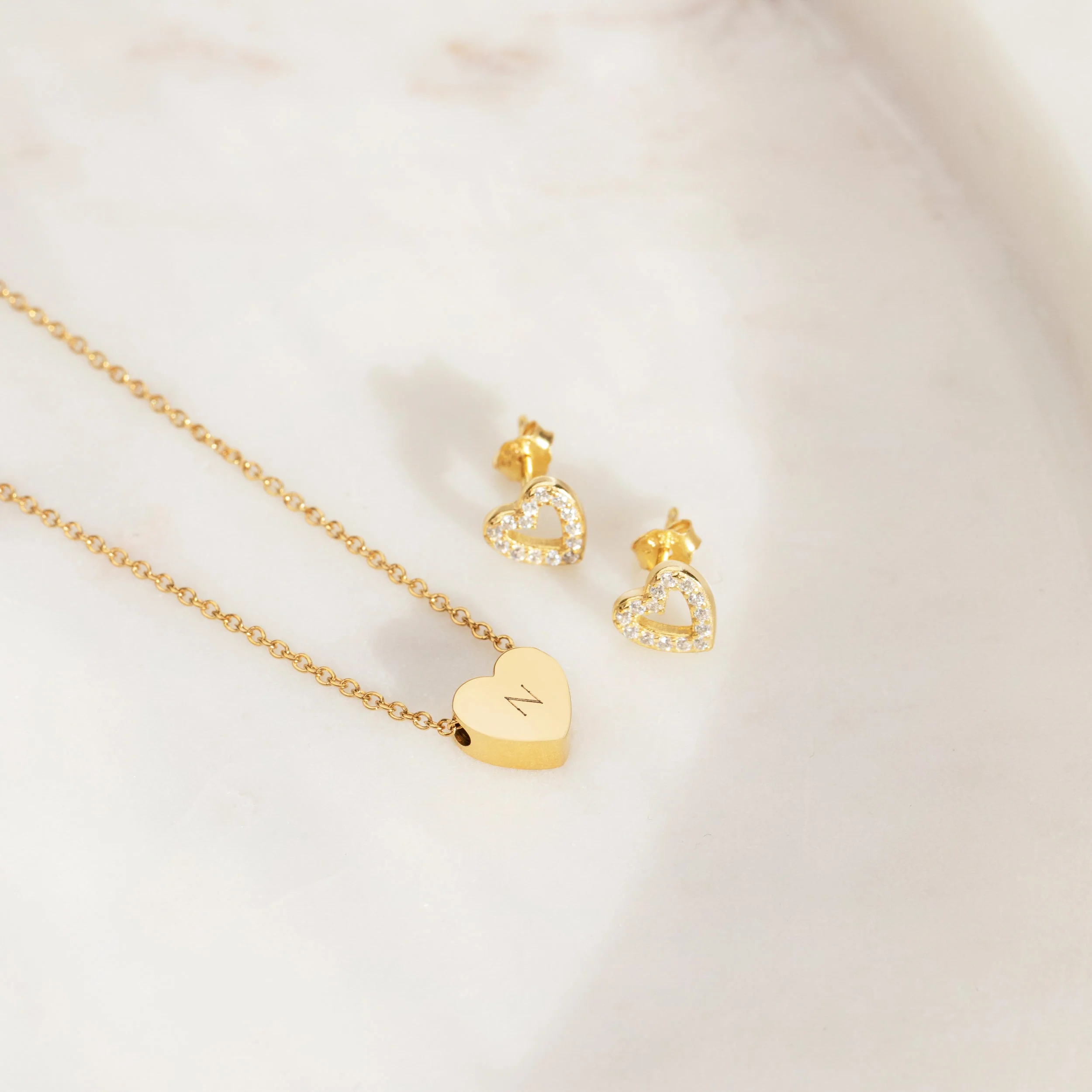Amo Heart Necklace in Gold - Image 6