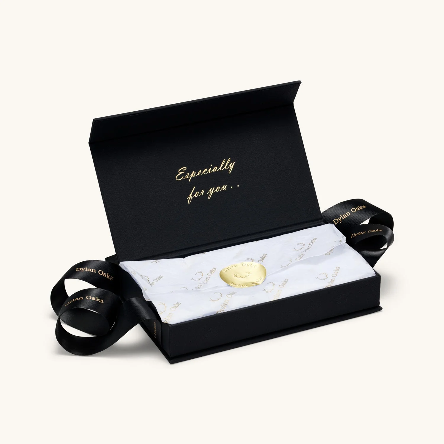 Fine Pearl Stud Earrings in Silver - Image 7