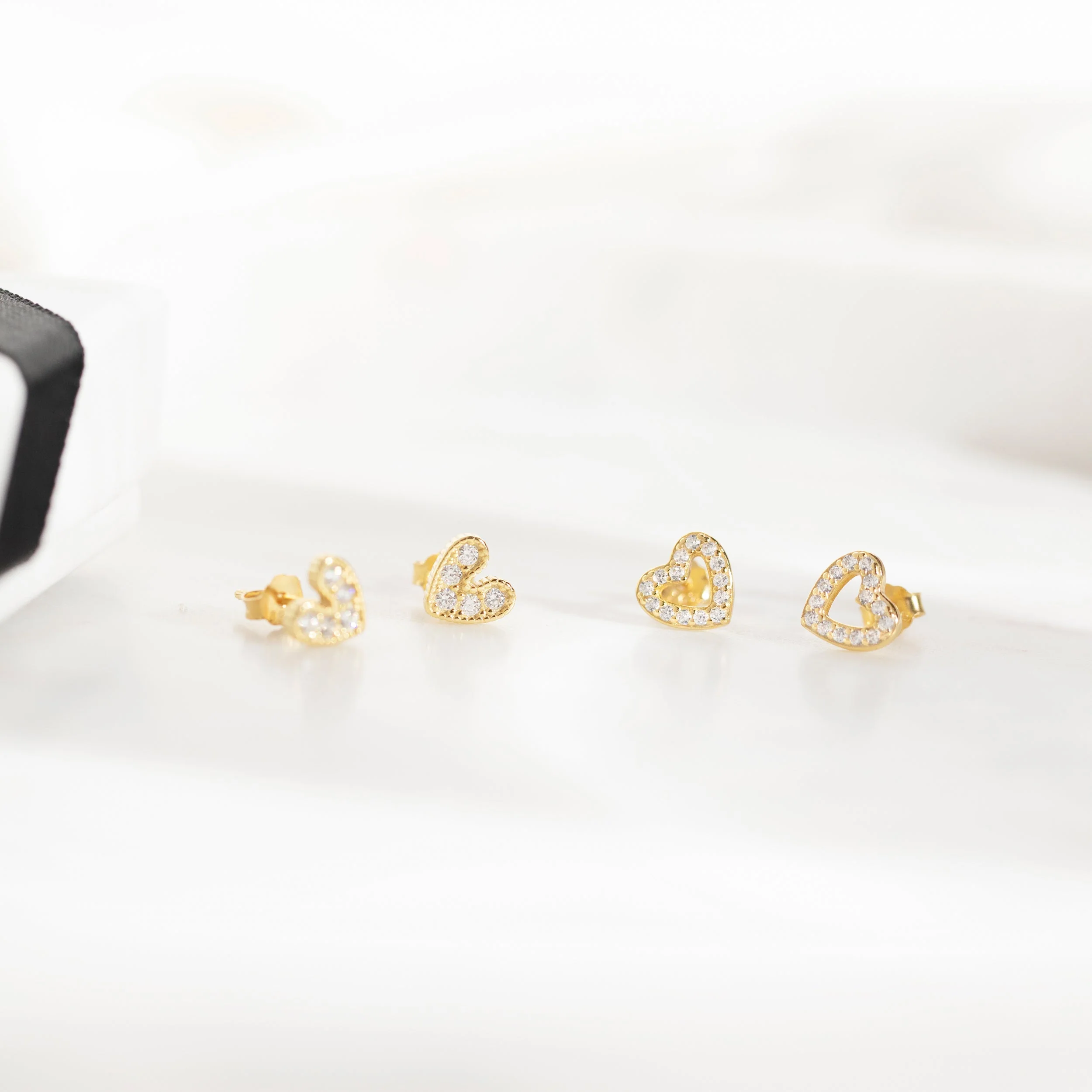 Mi Amor Stud Earring in Gold - Image 8
