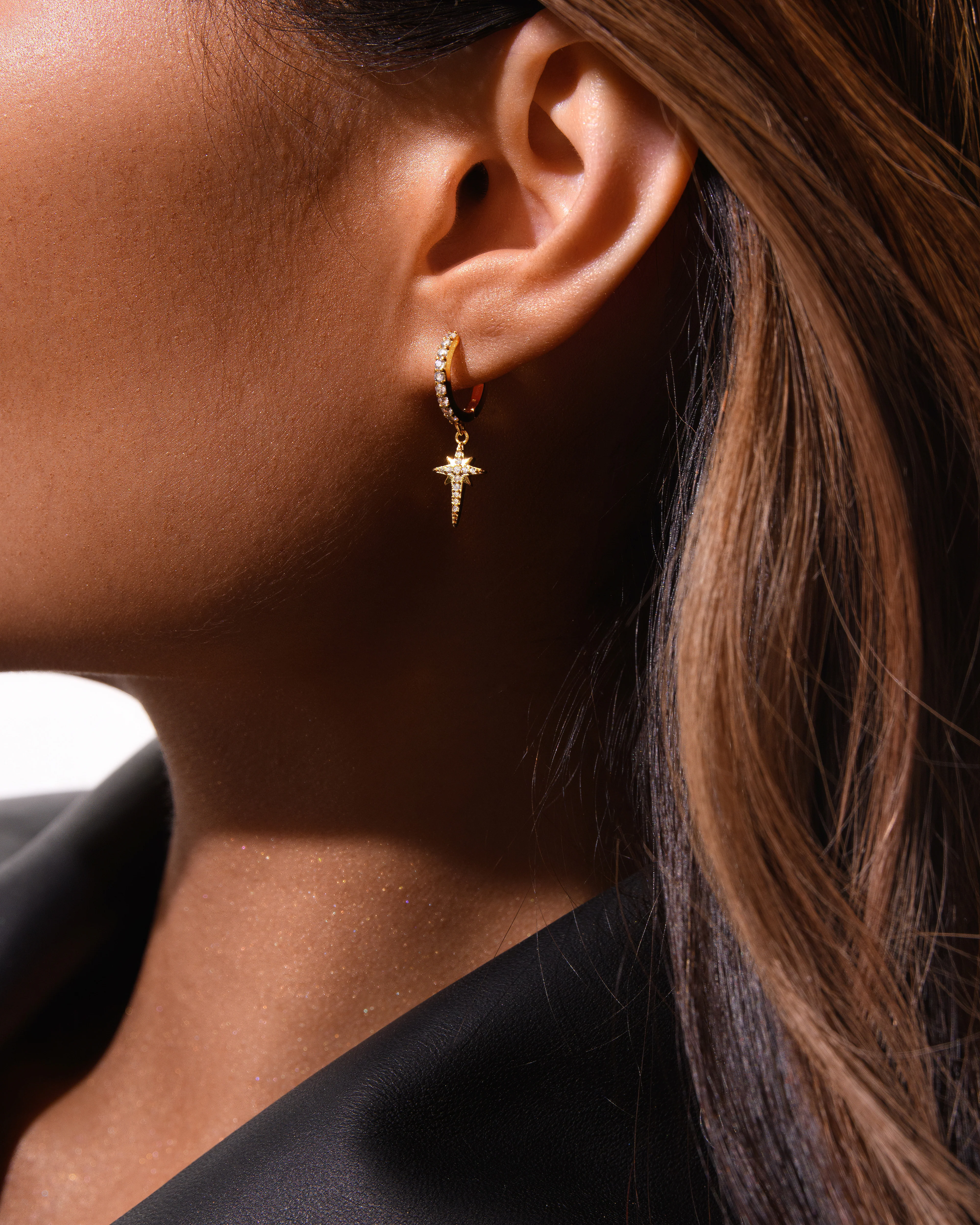 North Star Hoop Earrings Gold - Image 3
