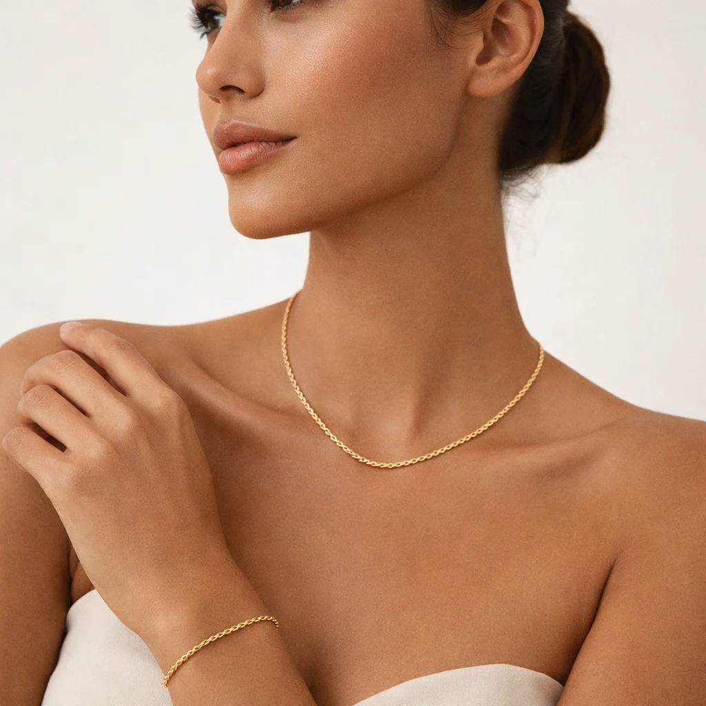 Rope Chain Bracelet in Gold - Image 5