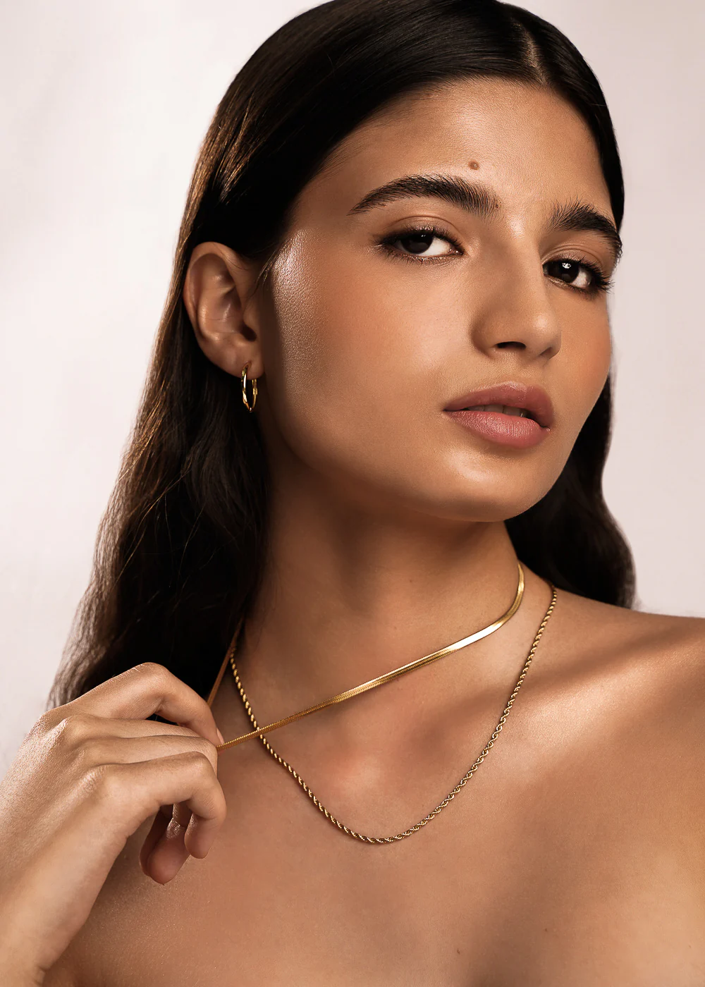 Fine Herringbone Chain In Gold - Image 4